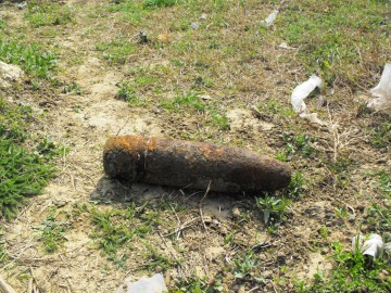 Zeci de proiectile, cartuşe de infanterie şi grenade neexplodate, găsite în judeţul Constanţa